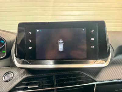 Peugeot 208 Style — photo 20