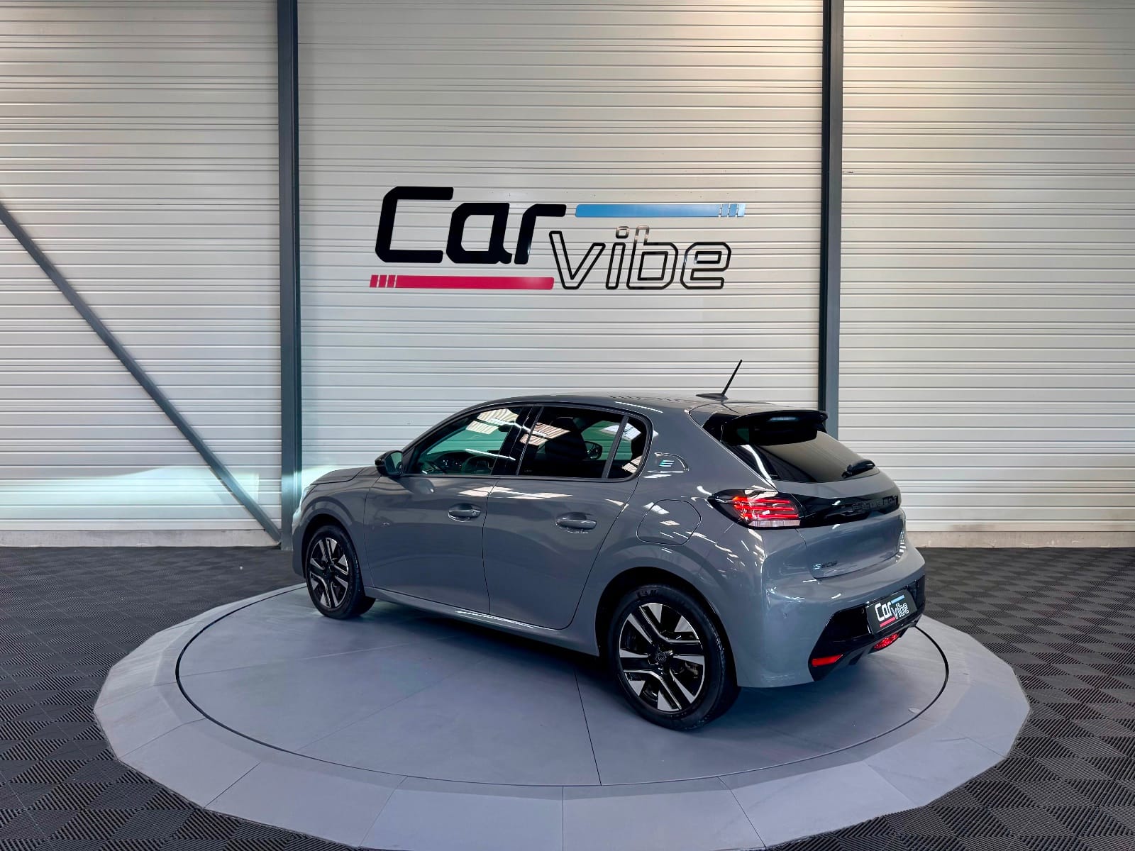 Peugeot 208 Style — photo 8