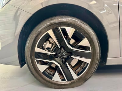 Peugeot 208 Style — photo 26