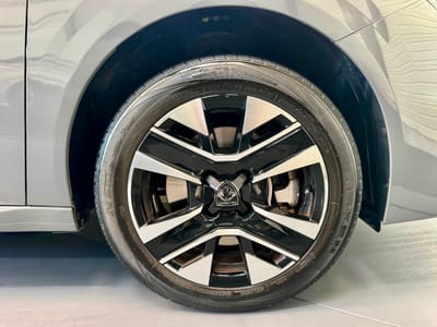 Peugeot 208 Style — photo 25