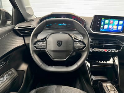 Peugeot 208 Style — photo 14