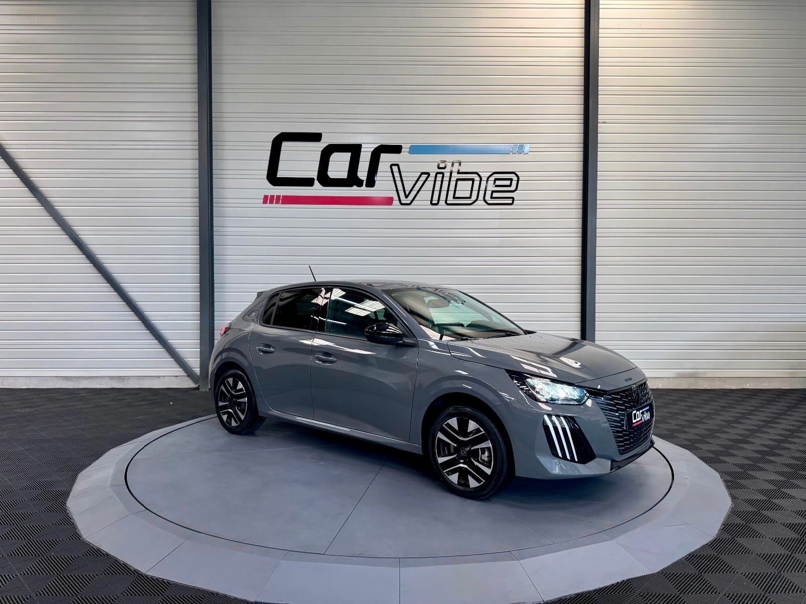 Peugeot 208 Style — photo 1