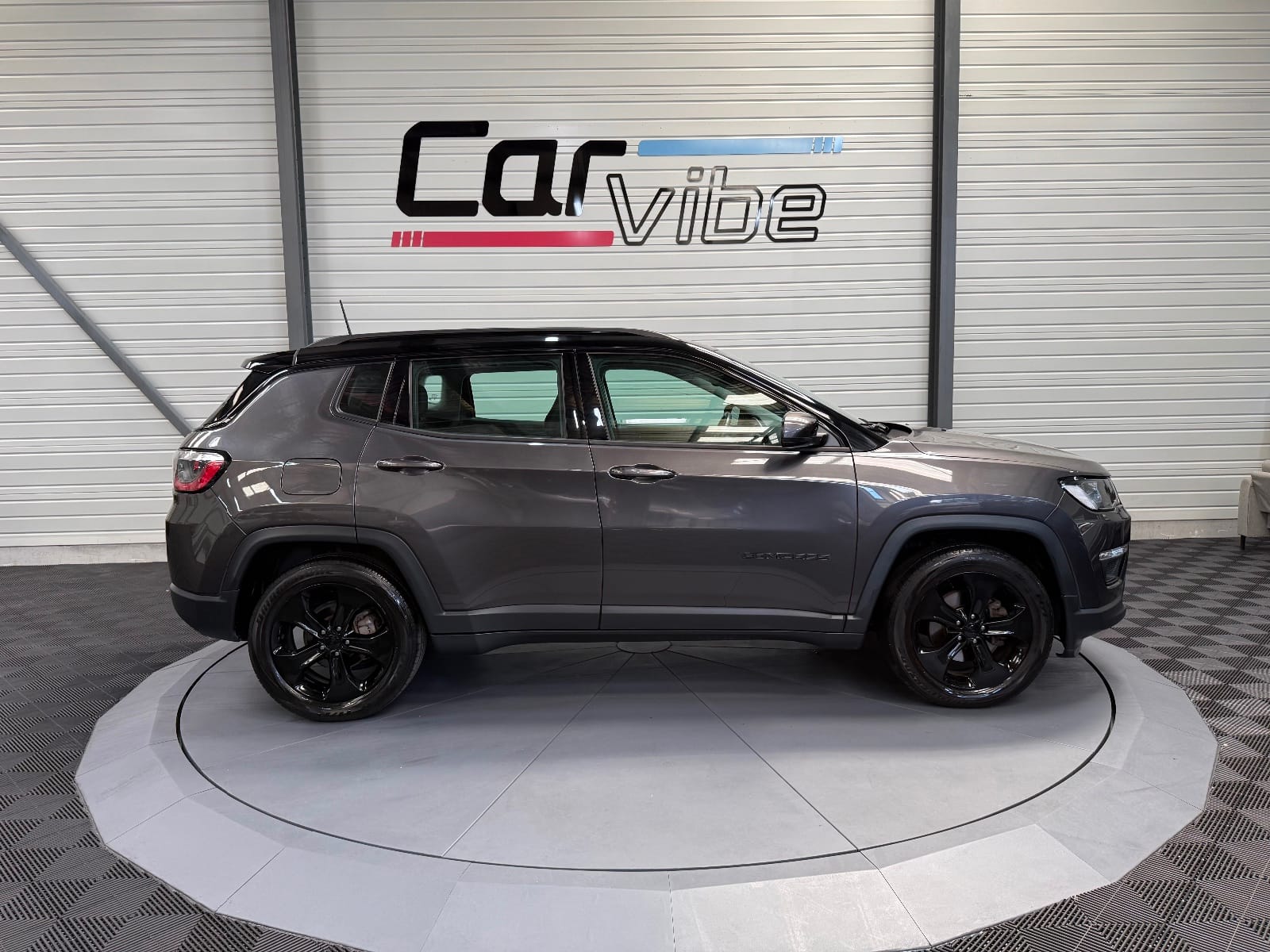 Jeep Compass Brooklyn Edition — photo 3