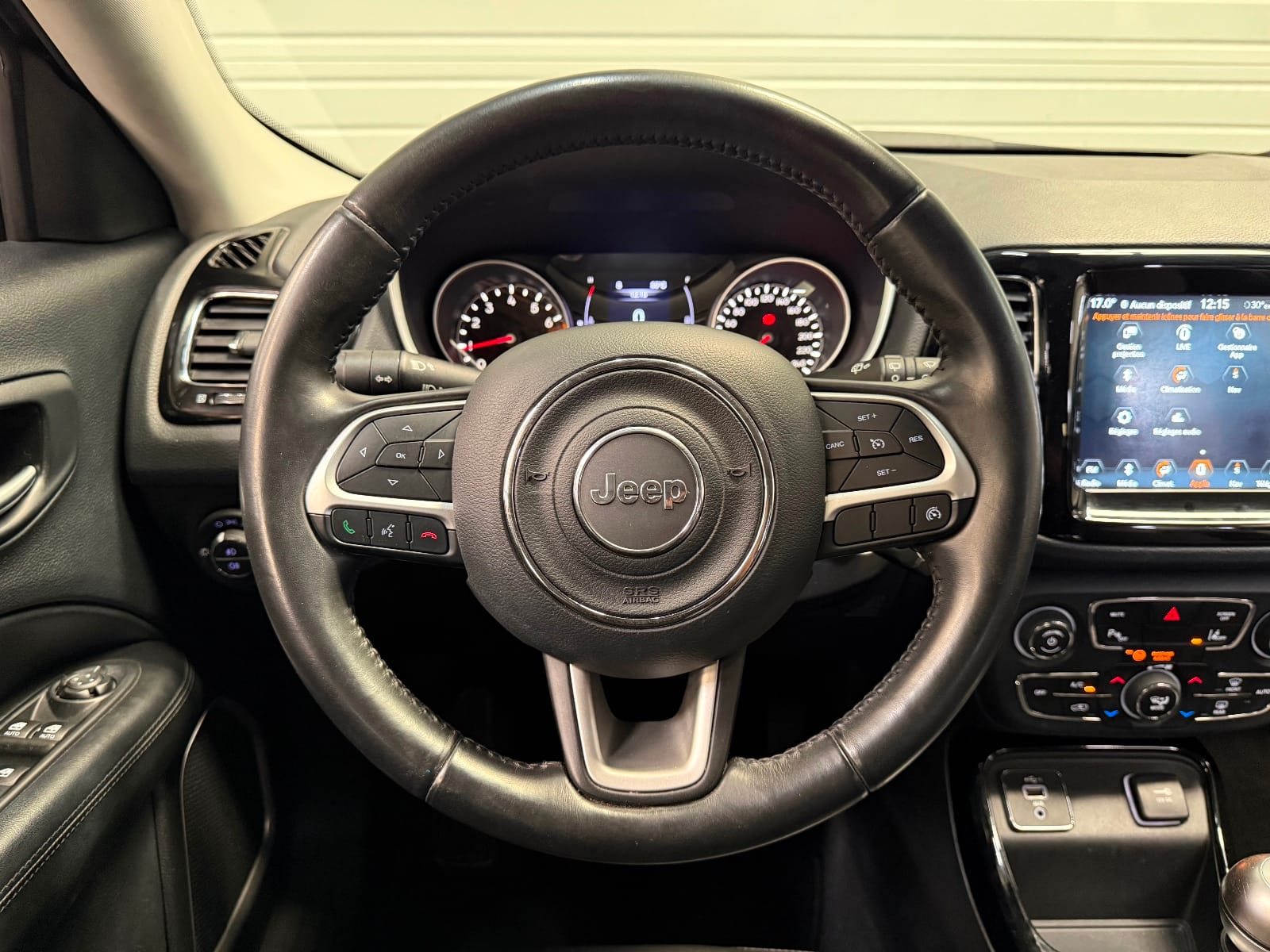 Jeep Compass Brooklyn Edition — photo 15