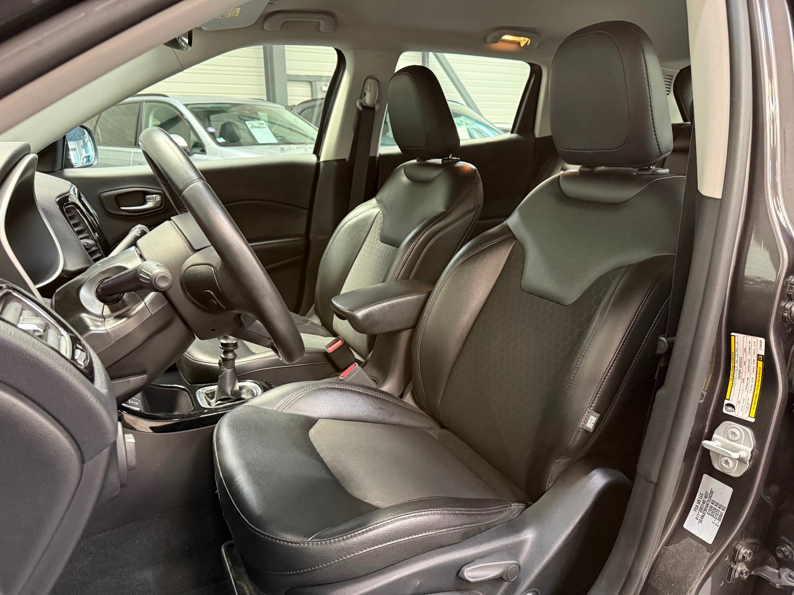Jeep Compass Brooklyn Edition — photo 11