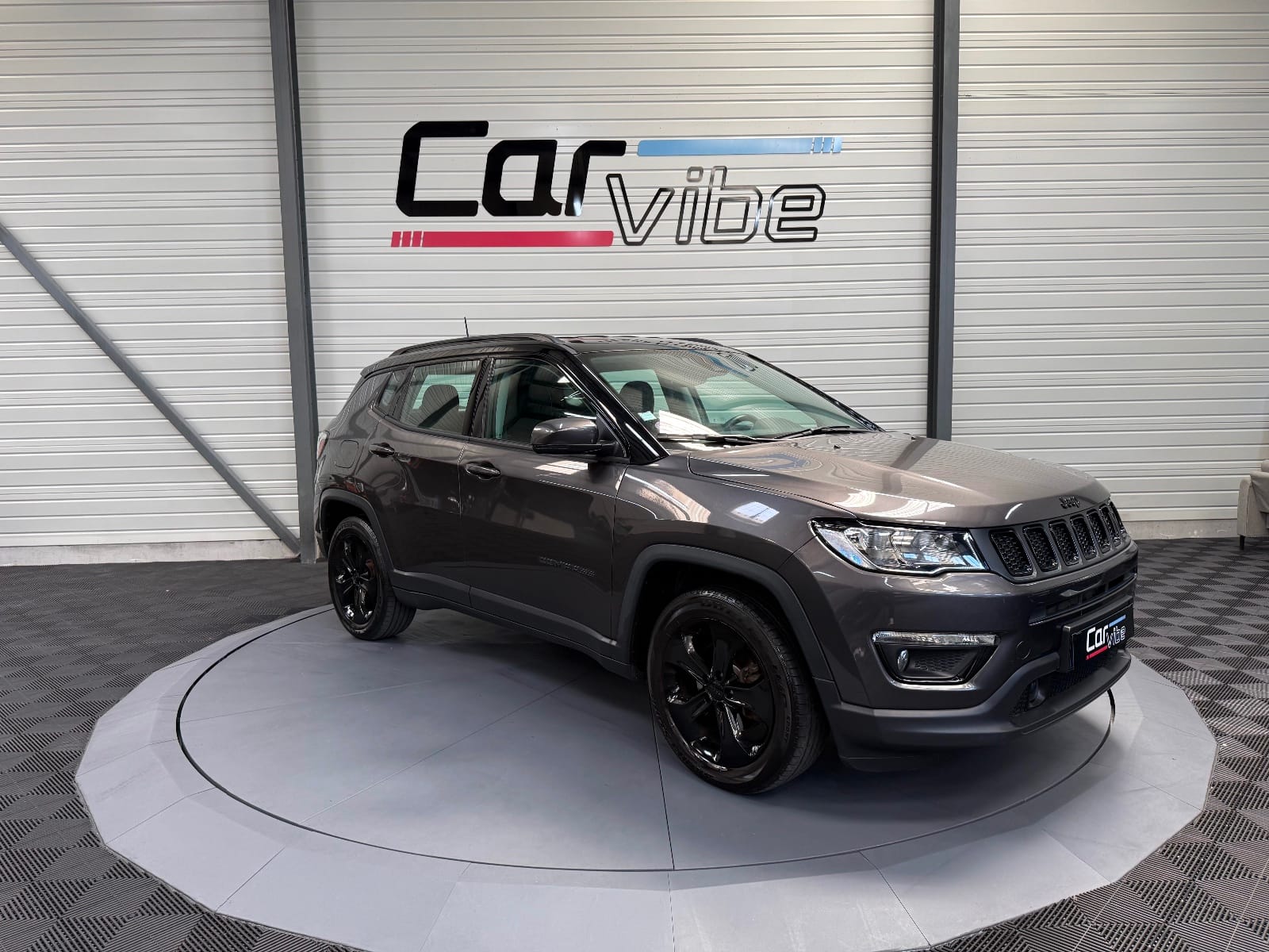 Jeep Compass Brooklyn Edition — photo 1