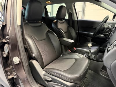 Jeep Compass Brooklyn Edition — photo 13