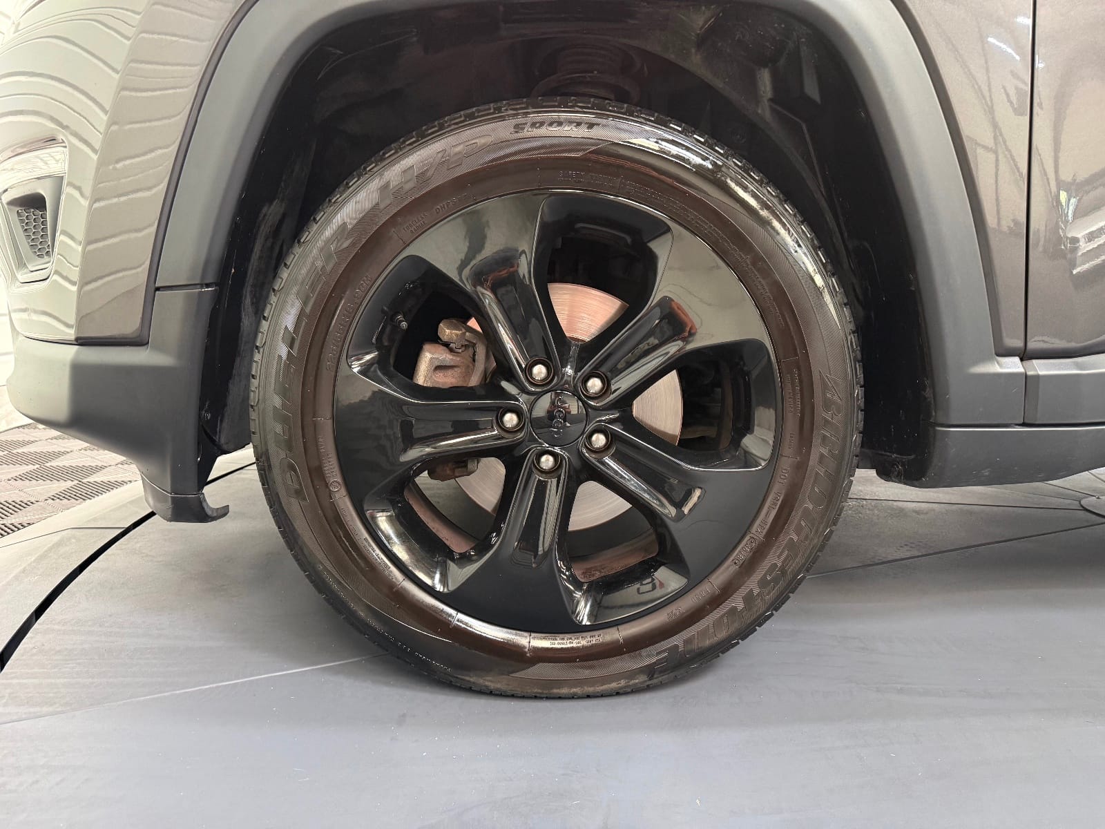 Jeep Compass Brooklyn Edition — photo 27