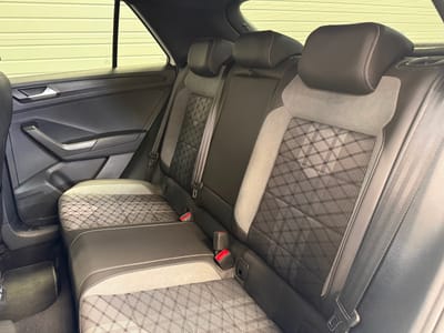 Volkswagen T-roc R-Line — photo 17