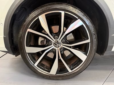 Volkswagen T-roc R-Line — photo 24
