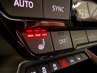 Audi A3 Sportback — photo 16