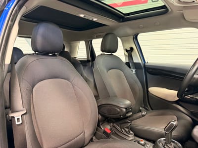 Mini Cooper HATCH — photo 10