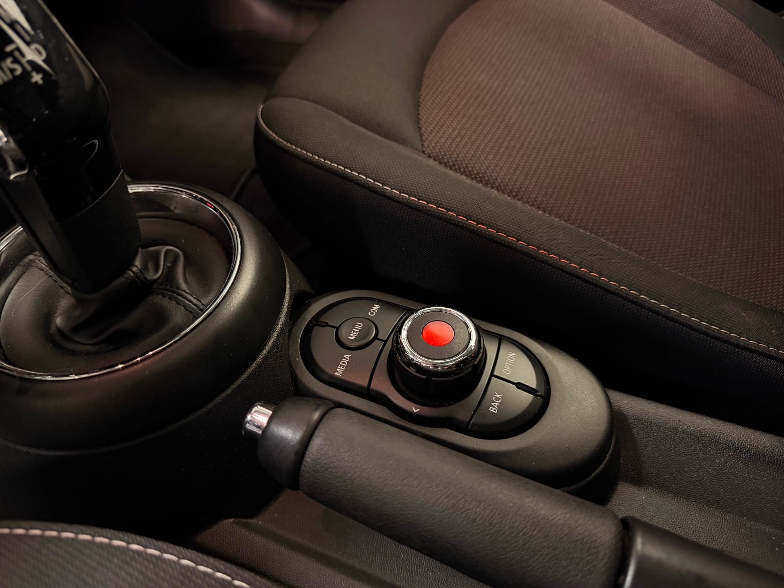 Mini Cooper HATCH — photo 20