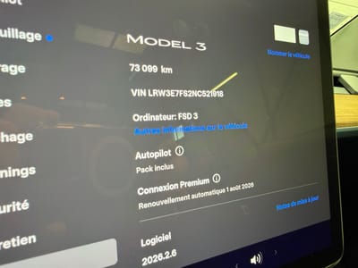 Tesla Model 3 — photo 16