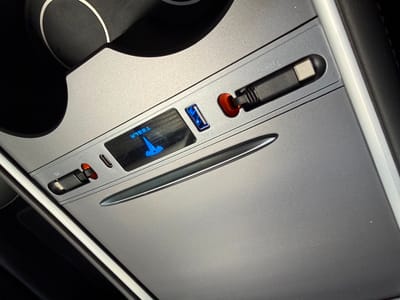 Tesla Model 3 — photo 17
