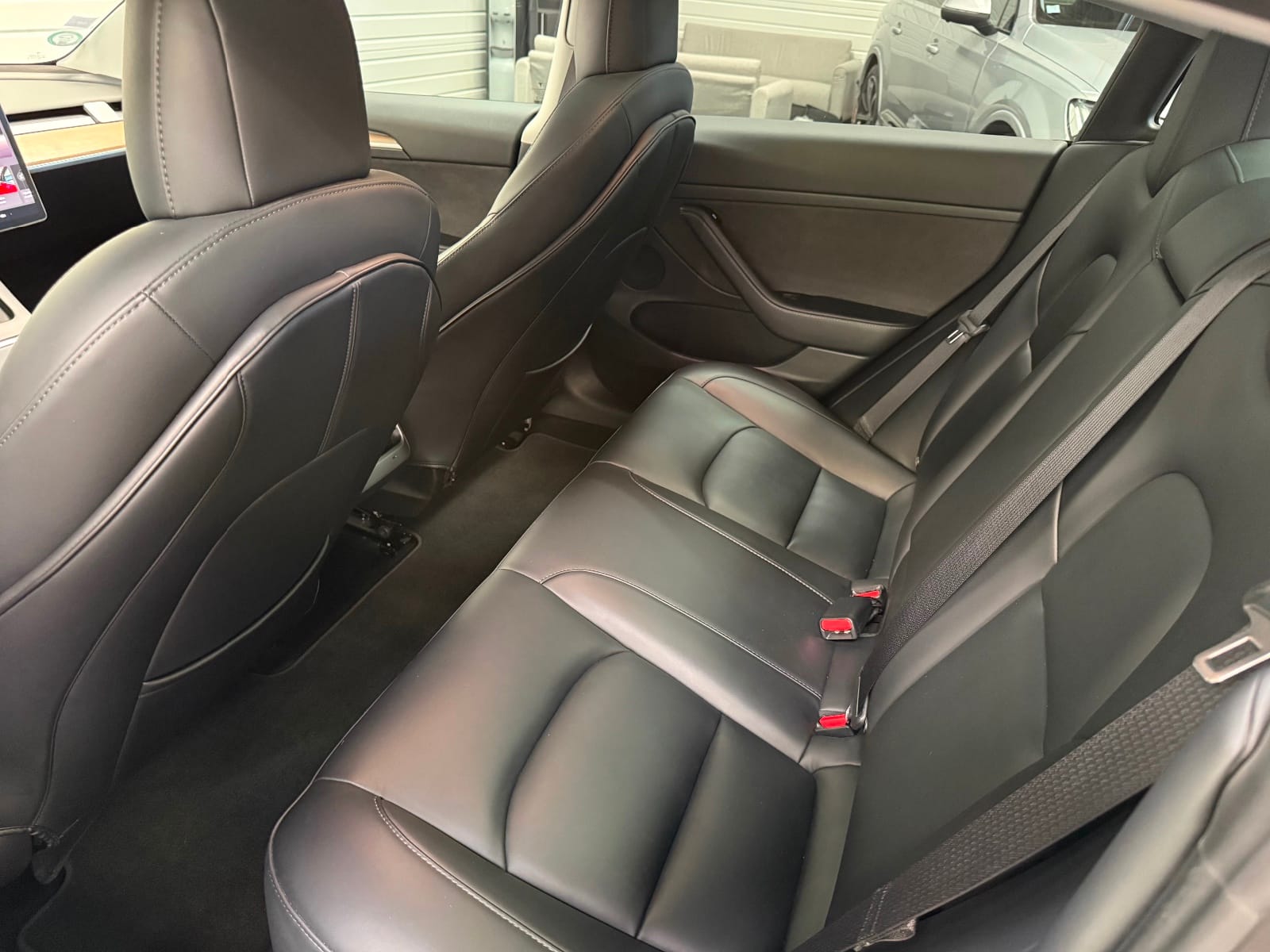 Tesla Model 3 — photo 11