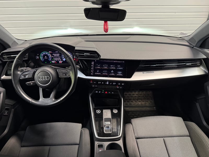 Audi A3 Sportback Competition — photo 2