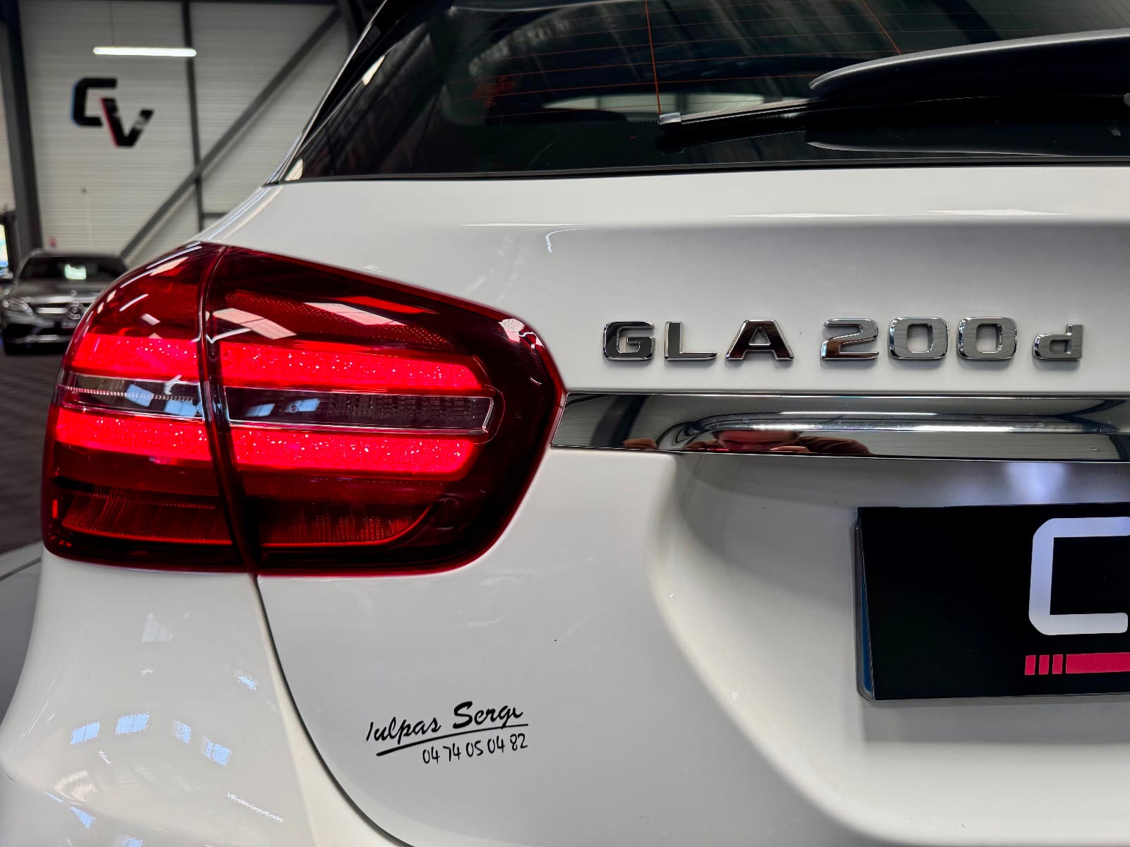 Mercedes-Benz GLA Starlight Edition — photo 24