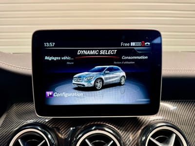Mercedes-Benz GLA Starlight Edition — photo 14