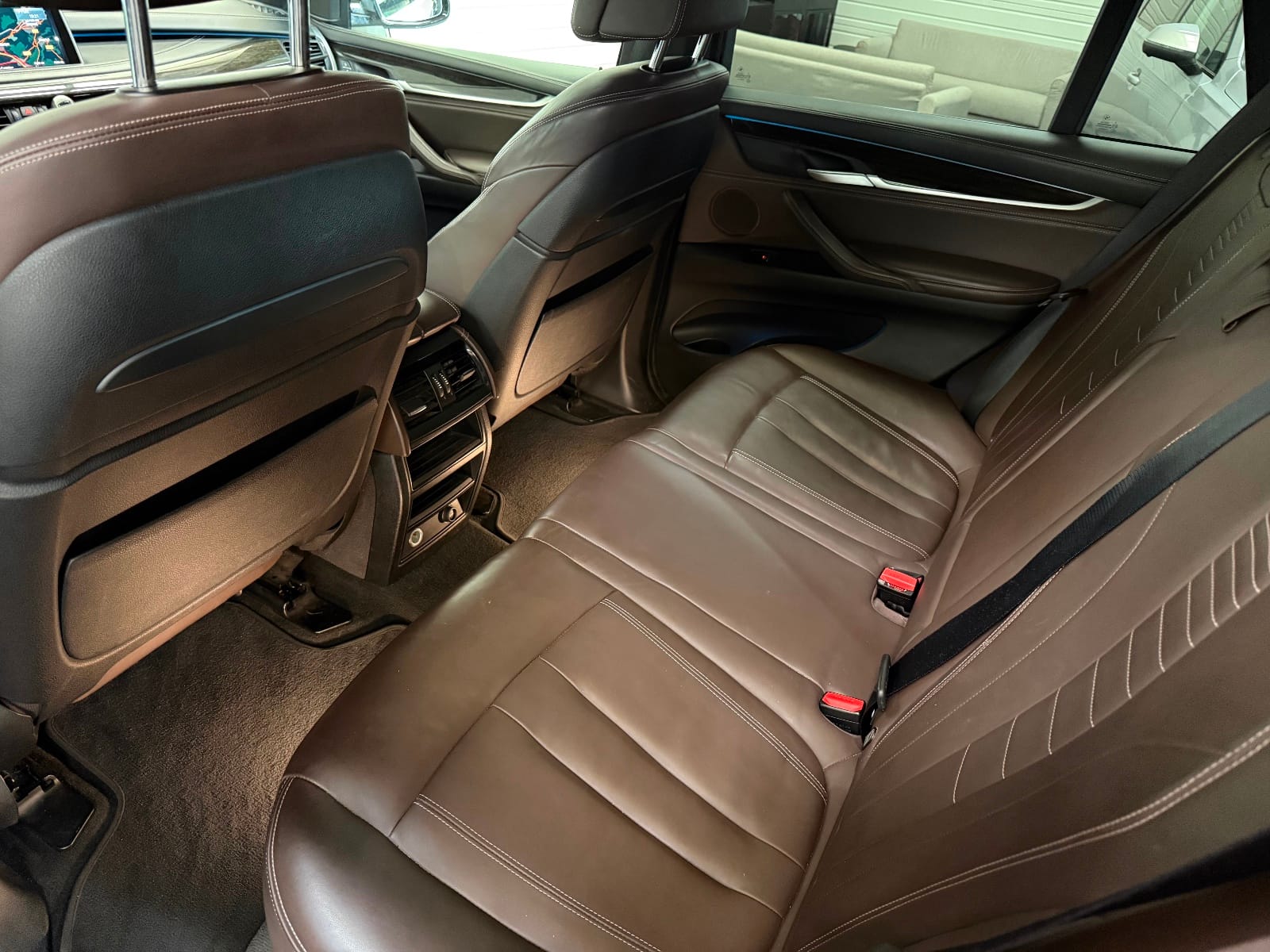 BMW X5 Lounge Plus A — photo 12