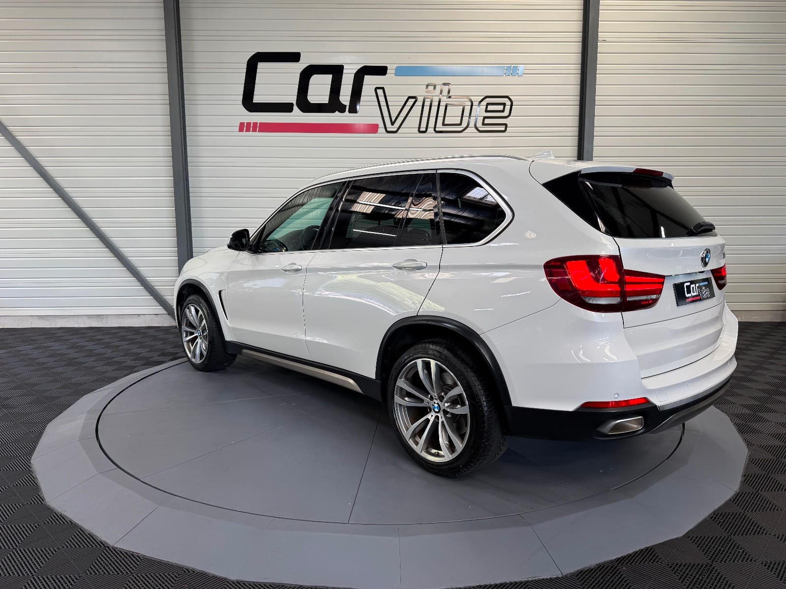 BMW X5 Lounge Plus A — photo 6