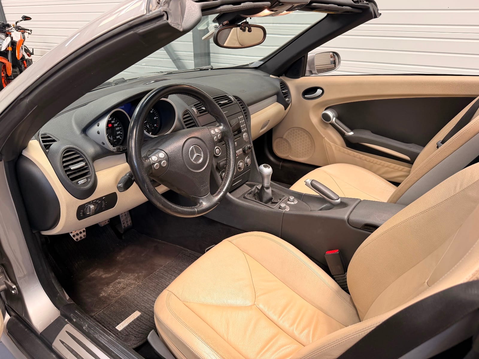 Mercedes-Benz SLK — photo 12