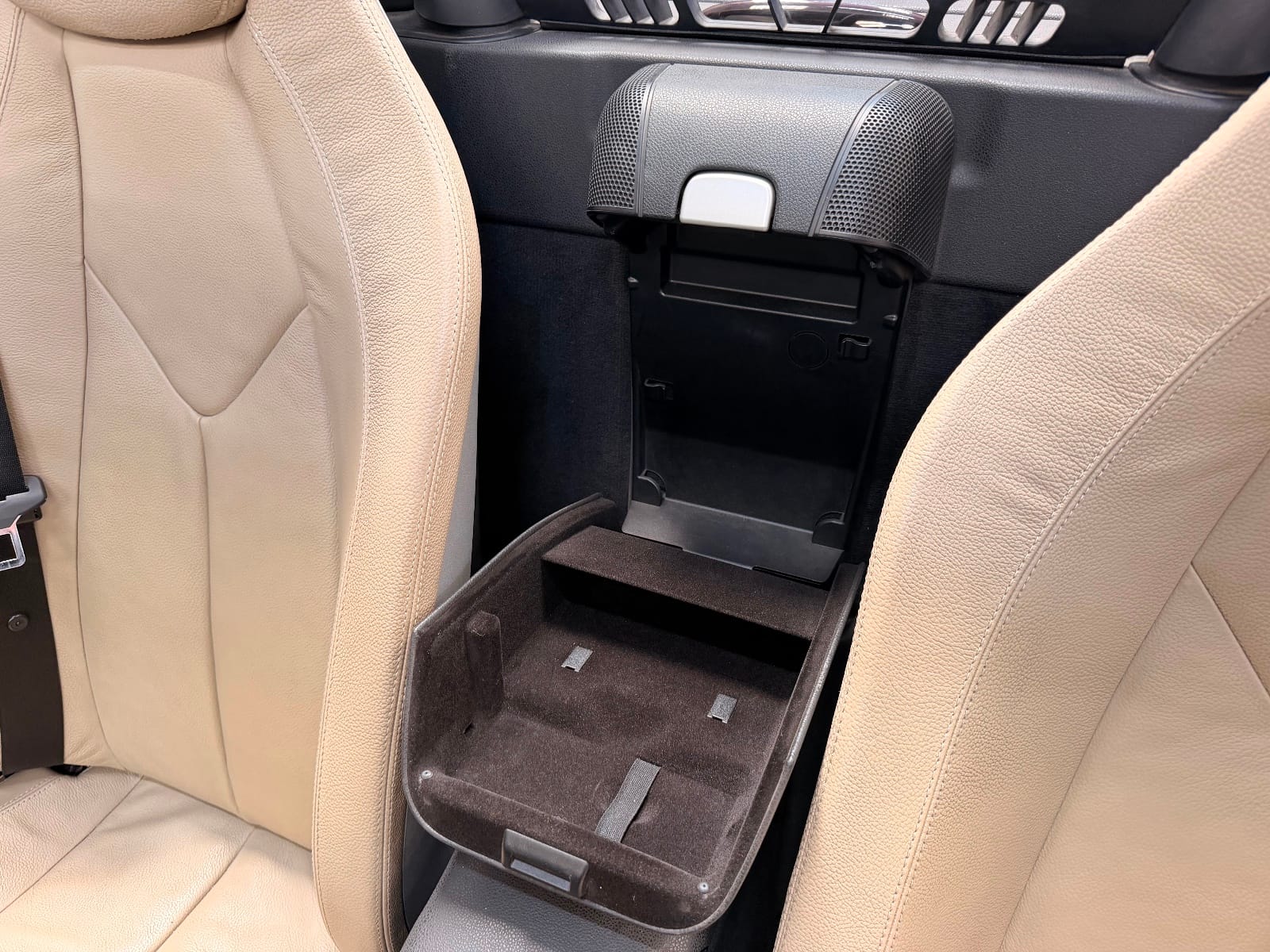 Mercedes-Benz SLK — photo 18