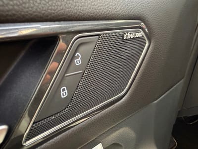 Volkswagen Tiguan Allspace Carat Exclusive — photo 19