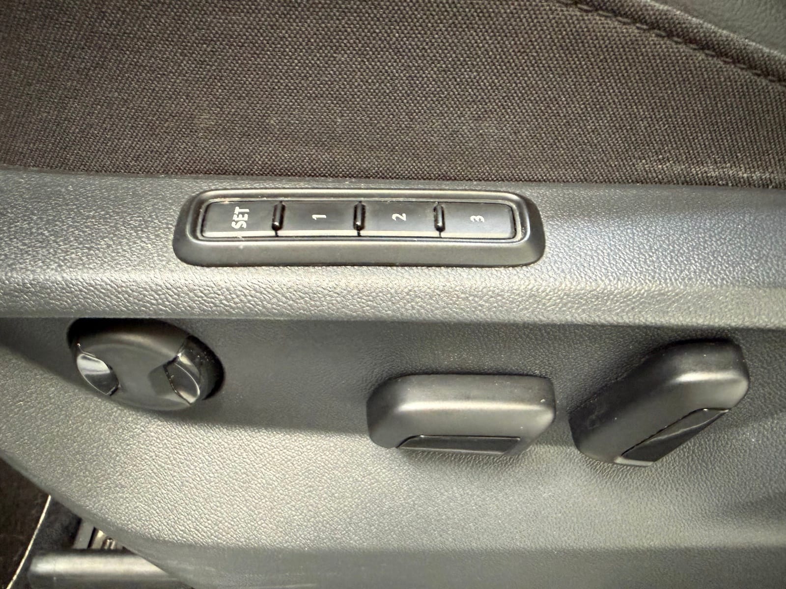 Volkswagen Tiguan Allspace Carat Exclusive — photo 20