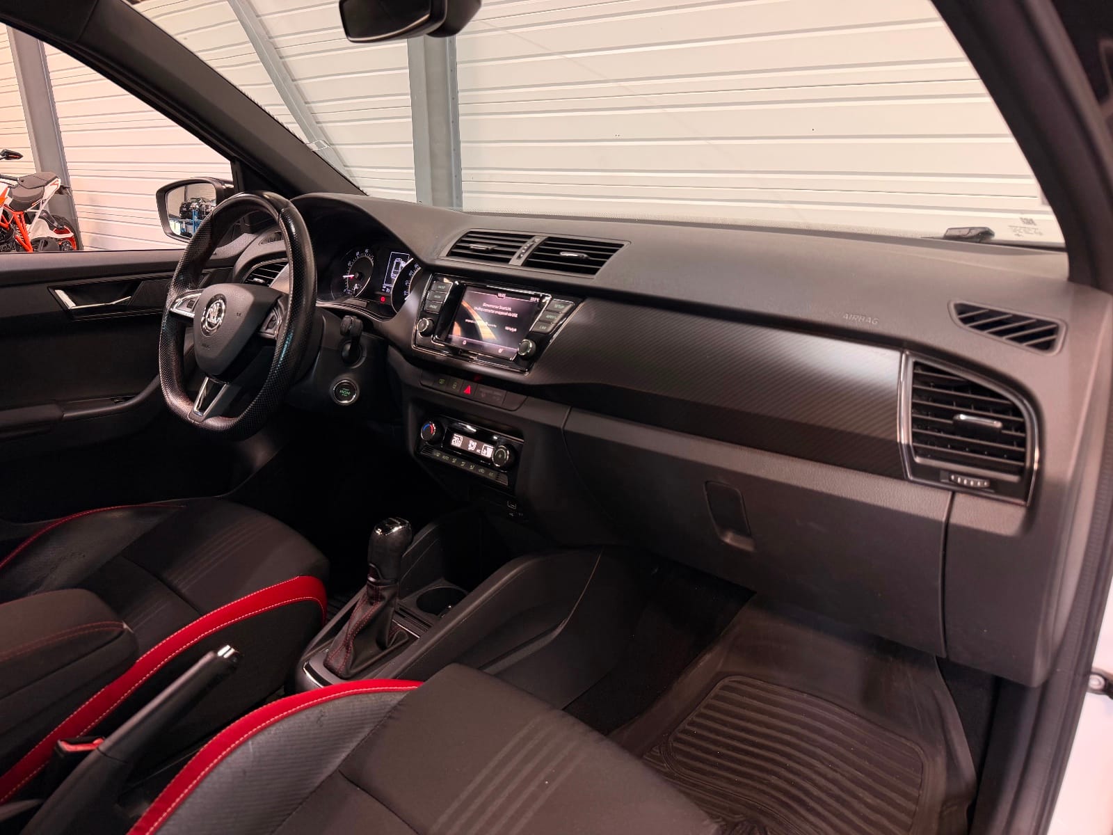 Škoda Fabia Monte-Carlo — photo 12