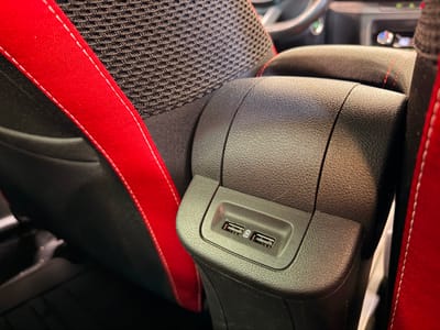 Škoda Fabia Monte-Carlo — photo 19