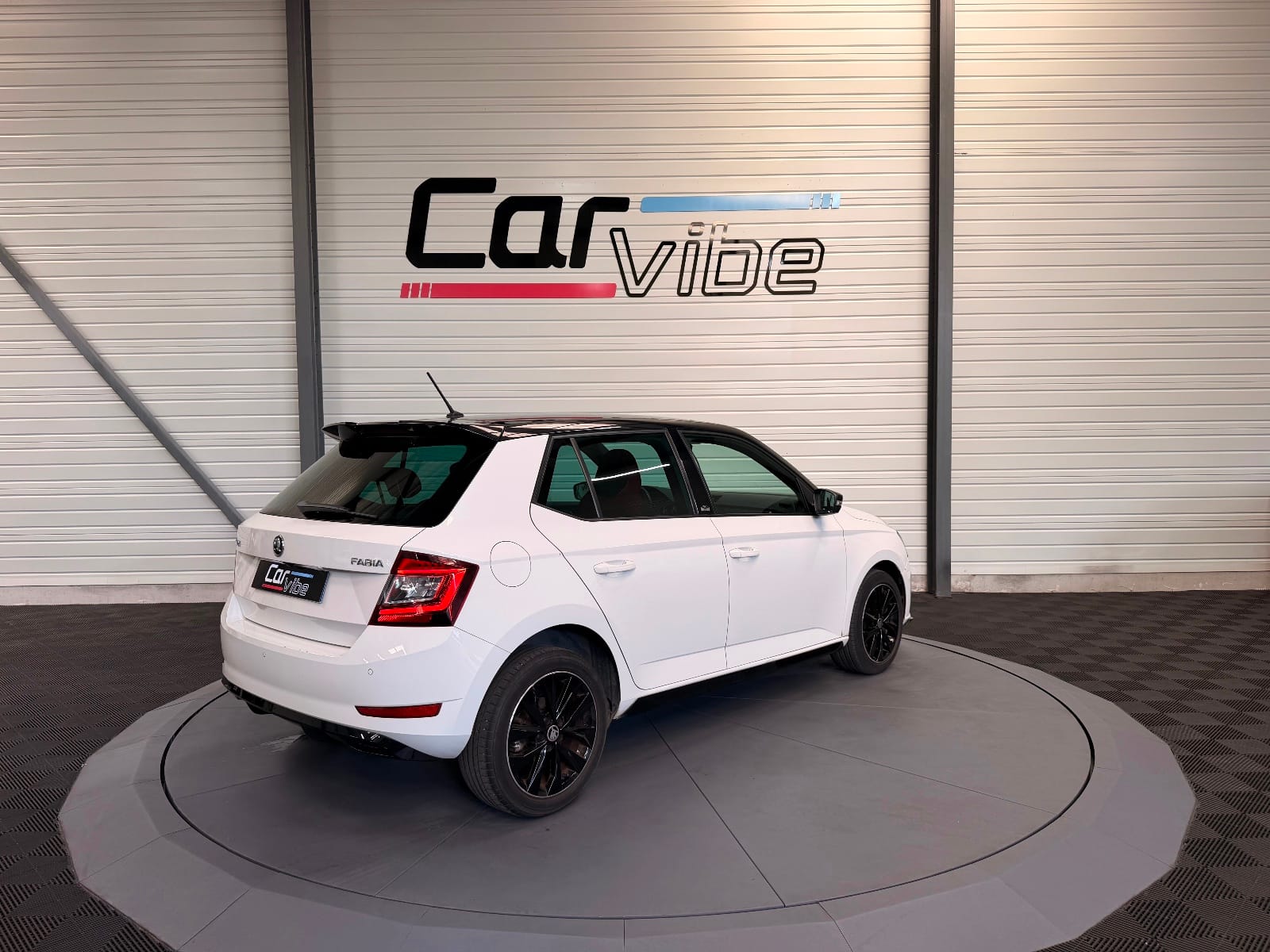 Škoda Fabia Monte-Carlo — photo 4