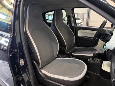 Renault Twingo III Zen EDC — photo 13