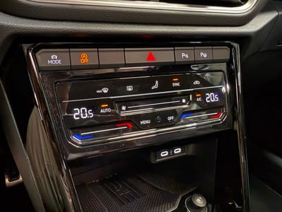 Volkswagen T-roc 1.5 TSI EVO 150 Start/stop DSG7 R-line — photo 15
