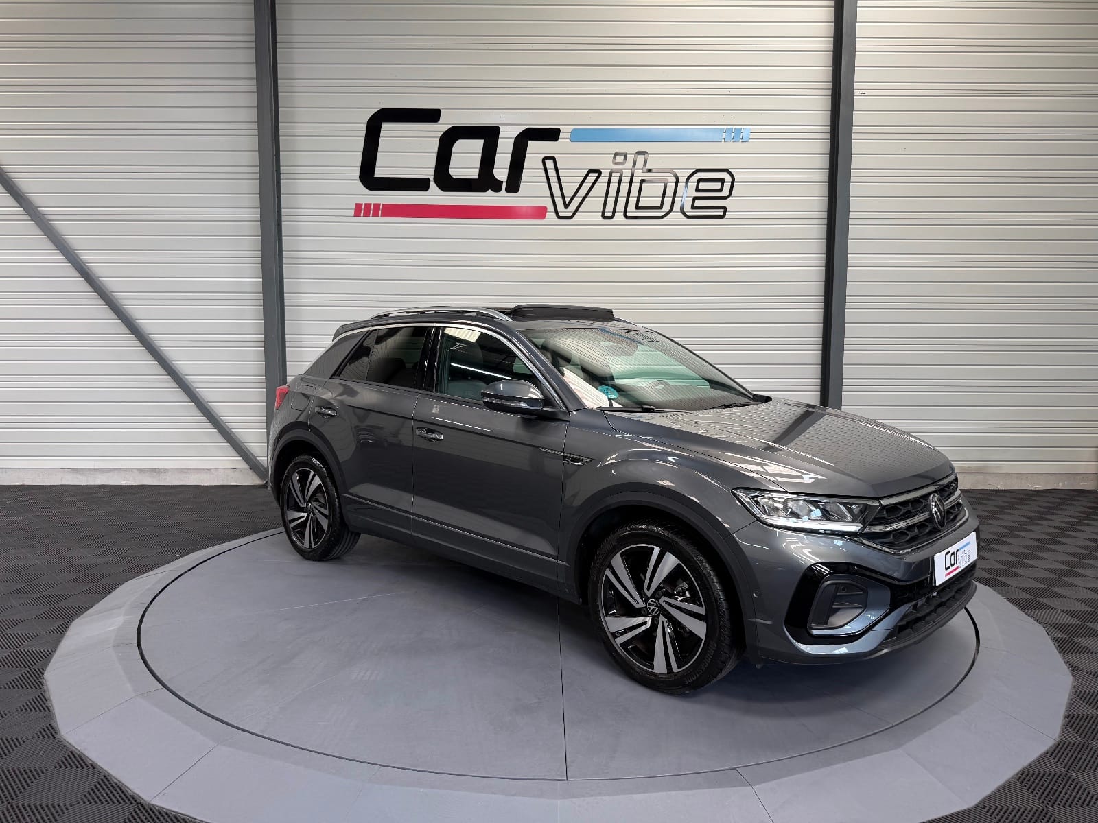 Volkswagen T-roc 1.5 TSI EVO 150 Start/stop DSG7 R-line — photo 1