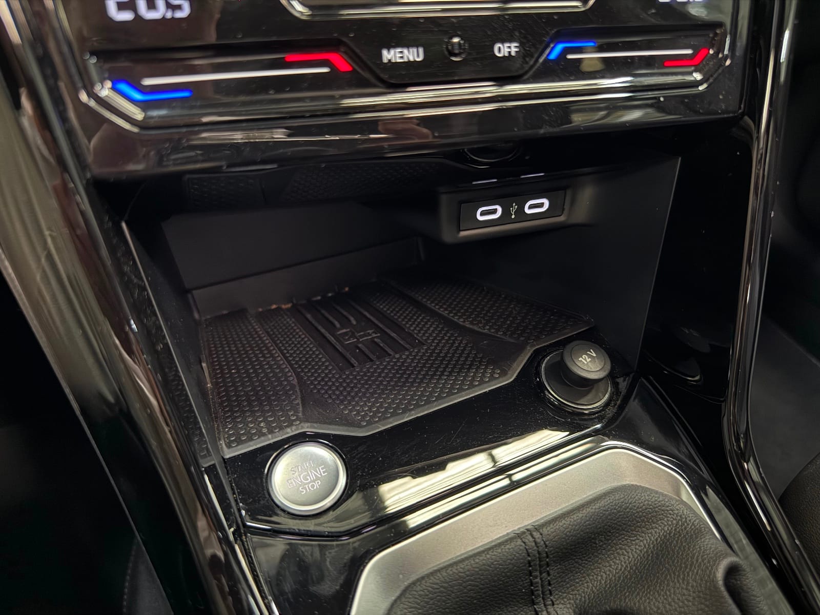 Volkswagen T-roc 1.5 TSI EVO 150 Start/stop DSG7 R-line — photo 14