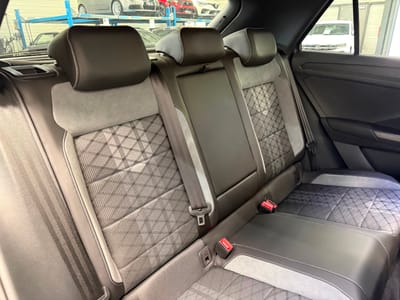 Volkswagen T-roc 1.5 TSI EVO 150 Start/stop DSG7 R-line — photo 18