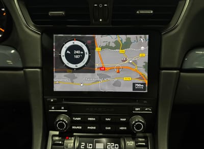 Porsche 911 GT3 Touring 991.2 4.0 500 CH — photo 37