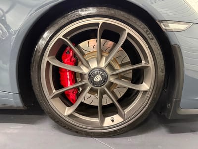 Porsche 911 GT3 Touring 991.2 4.0 500 CH — photo 28