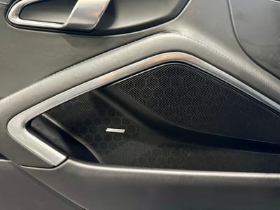 Porsche 911 GT3 Touring 991.2 4.0 500 CH — photo 21