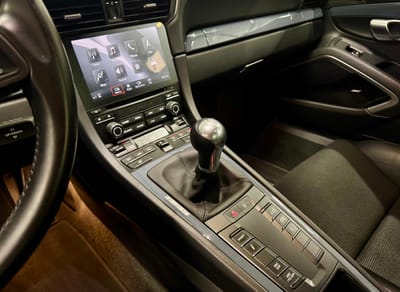 Porsche 911 GT3 Touring 991.2 4.0 500 CH — photo 17