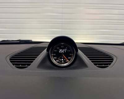 Porsche 911 GT3 Touring 991.2 4.0 500 CH — photo 23
