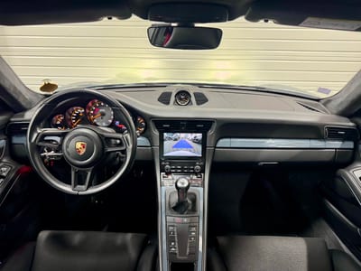 Porsche 911 GT3 Touring 991.2 4.0 500 CH — photo 2