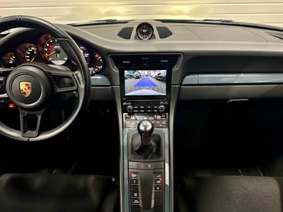 Porsche 911 GT3 Touring 991.2 4.0 500 CH — photo 35