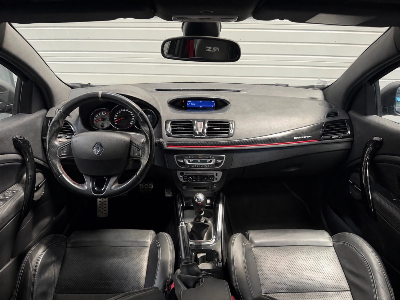 Renault Megane III Coupe RS Luxe — photo 2