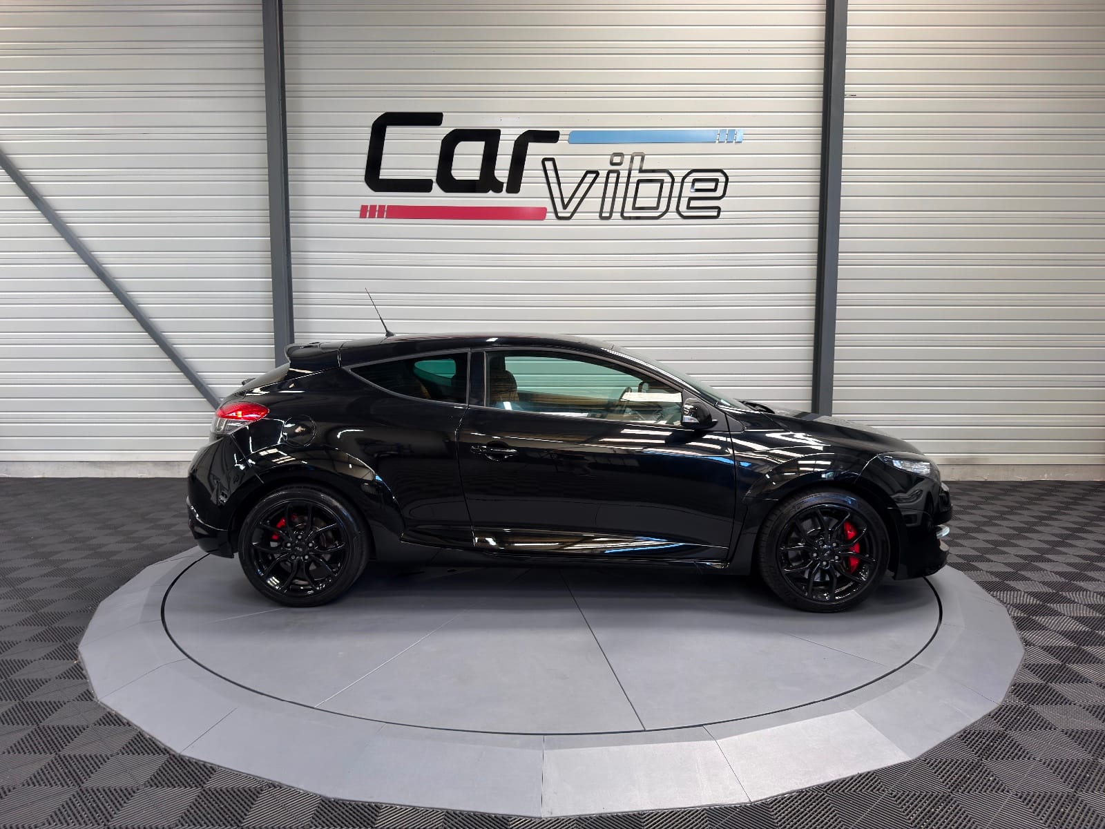 Renault Megane III Coupe RS Luxe — photo 3