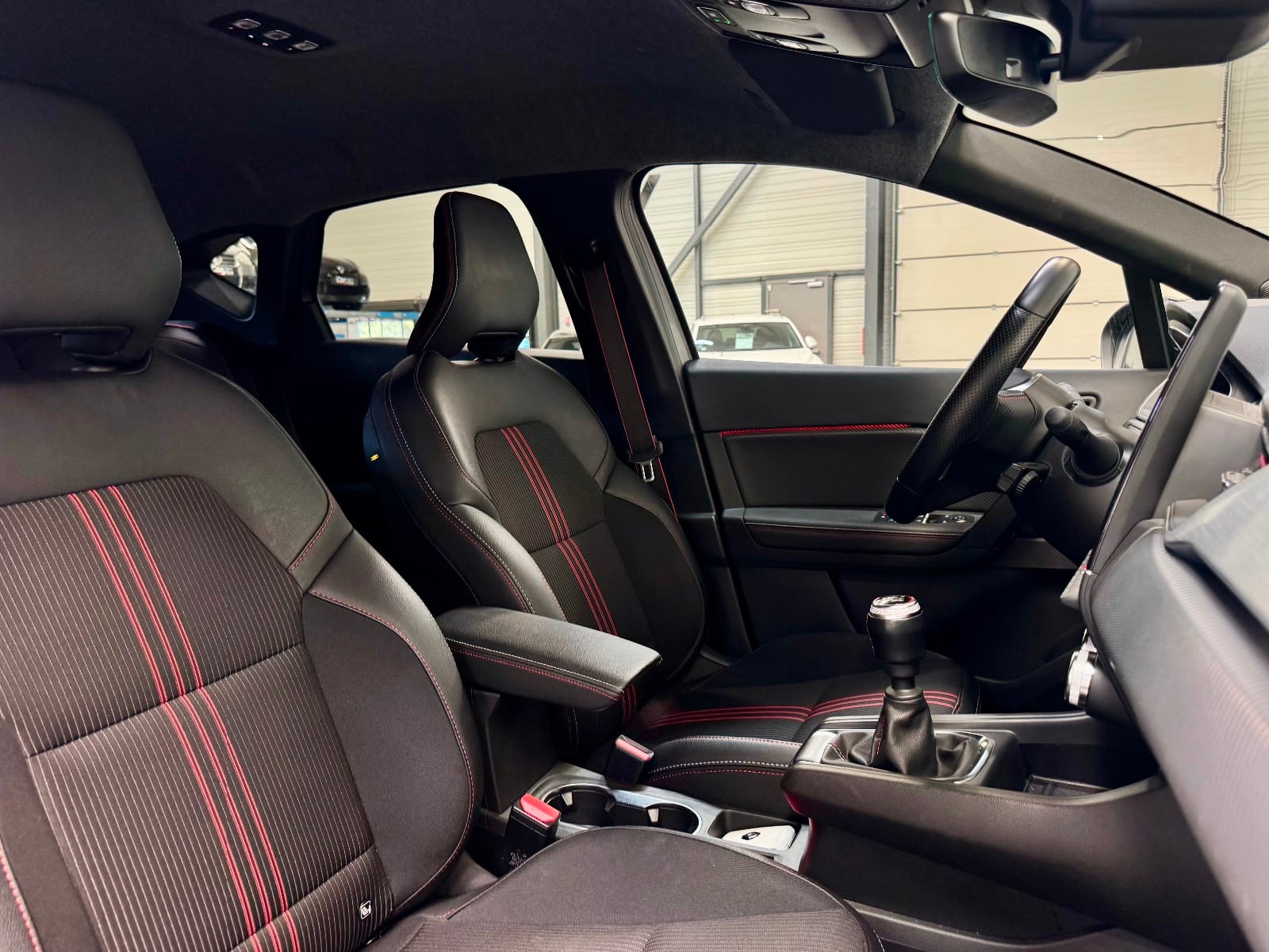Renault Captur RS LINE — photo 10