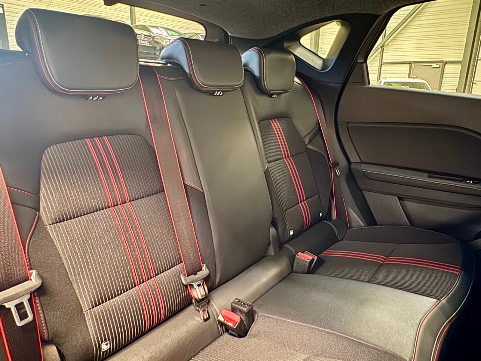Renault Captur RS LINE — photo 11