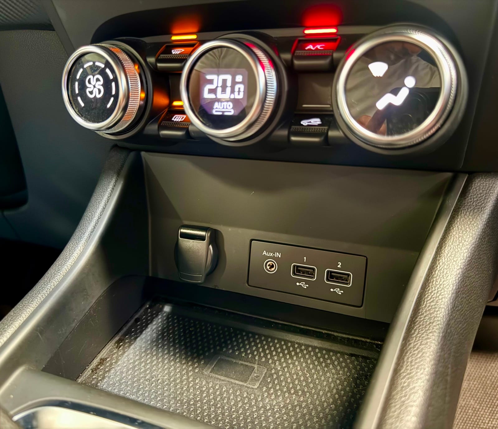Renault Captur RS LINE — photo 22