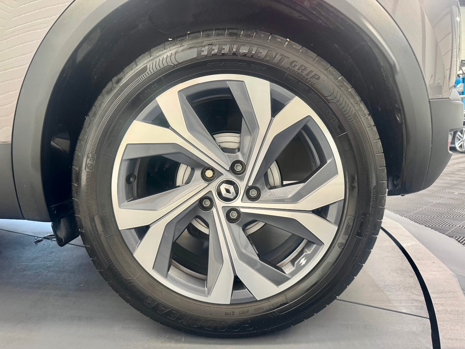 Renault Captur RS LINE — photo 28